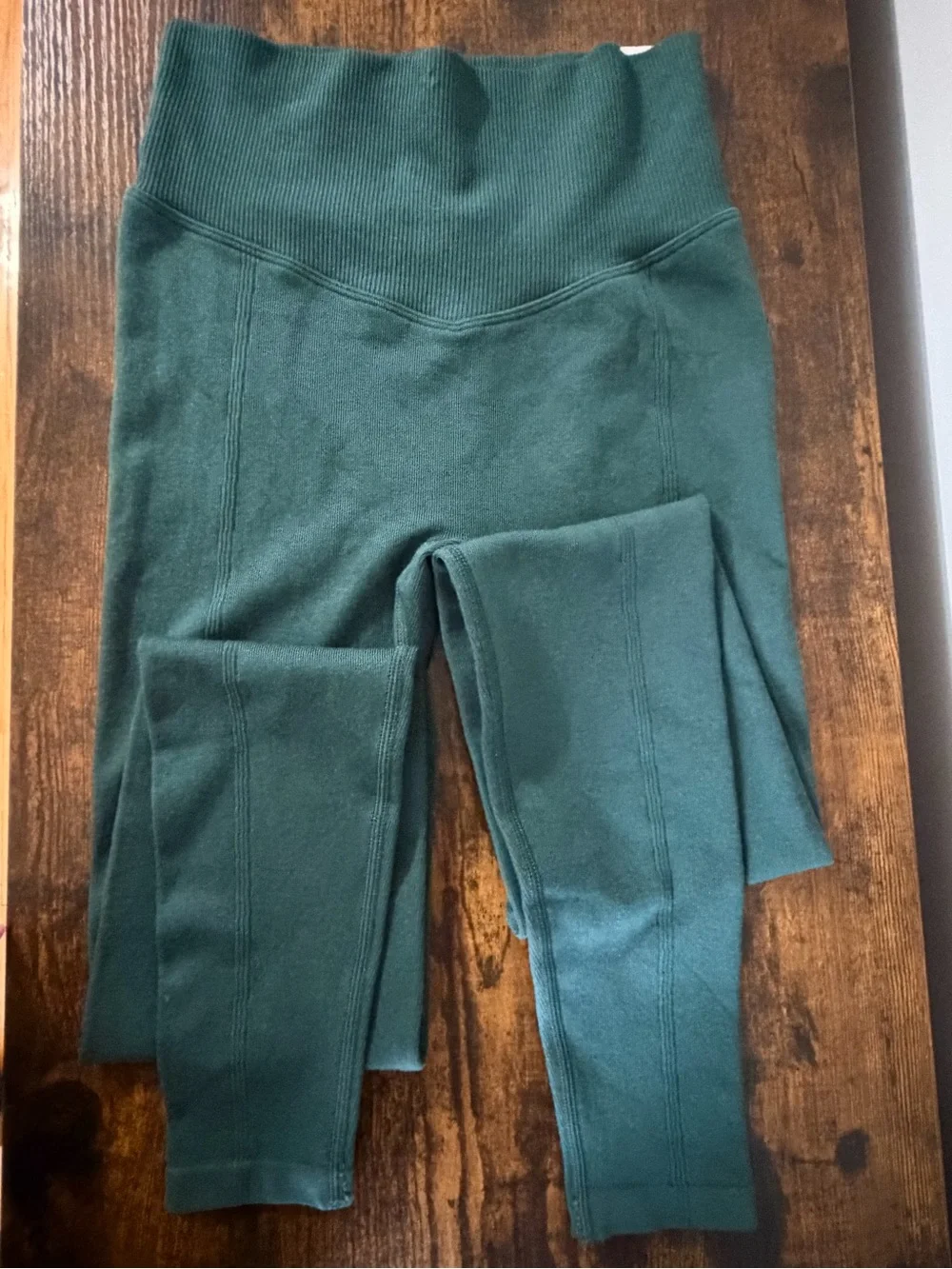 NWT PINK Victoria’s Secret High-Waist Leggings XS – Dark Green